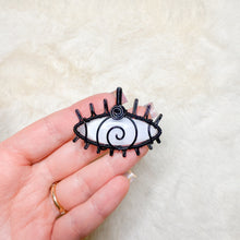 Load image into Gallery viewer, Selenite Eye Pendant