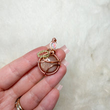 Load image into Gallery viewer, Opal x Peach Moonstone x Peridot Peach Pendant