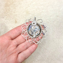 Load image into Gallery viewer, Labradorite Tree of Life Sunflower Pendant