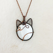 Load image into Gallery viewer, Scolecite Cat Pendant