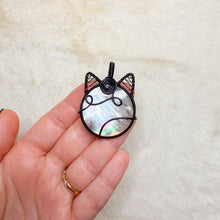 Load image into Gallery viewer, Black Mother of Pearl Cat Pendant
