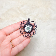 Load image into Gallery viewer, Moss Agate Solar Quartz Sunflower Pendant
