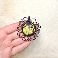 Load image into Gallery viewer, Atlantisite Sunflower Pendant
