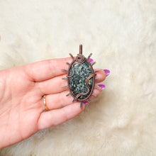 Load image into Gallery viewer, Seraphinite Sun Pendant
