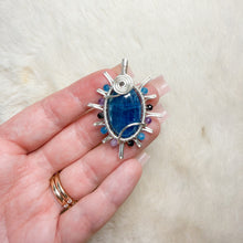 Load image into Gallery viewer, Apatite x Tourmaline Beaded Sun Pendant
