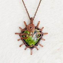 Load image into Gallery viewer, Atlantisite Alien Goddess Sun Pendant
