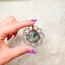 Load image into Gallery viewer, Moss Agate Sunflower Pendant
