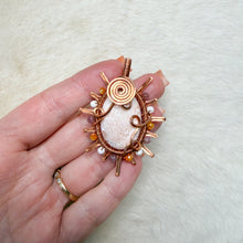 Load image into Gallery viewer, Scolecite x Lesbian Flag beaded Sun Pendant
