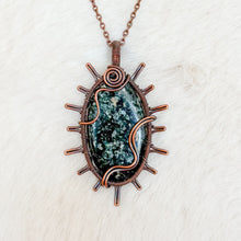 Load image into Gallery viewer, Seraphinite Sun Pendant

