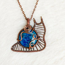 Load image into Gallery viewer, Apatite Snail Pendant
